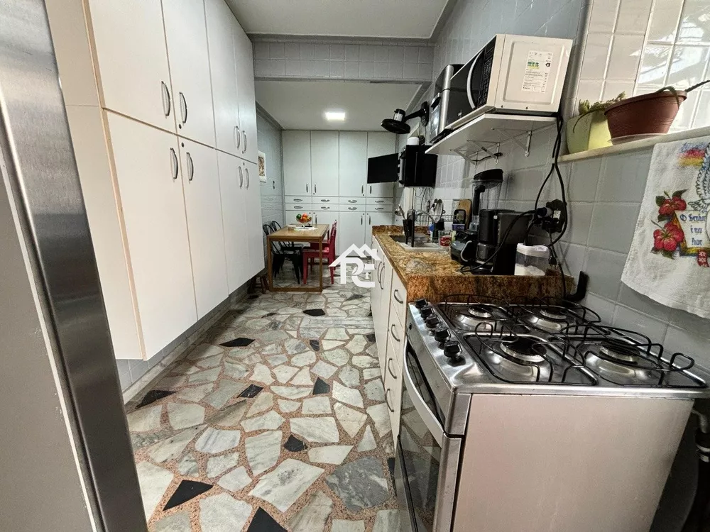 Apartamento à venda com 4 quartos, 198m² - Foto 22