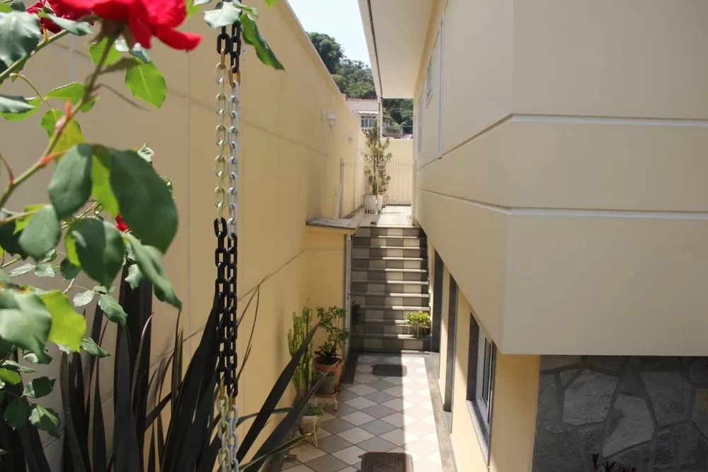 Casa, 5 quartos, 238 m² - Foto 9