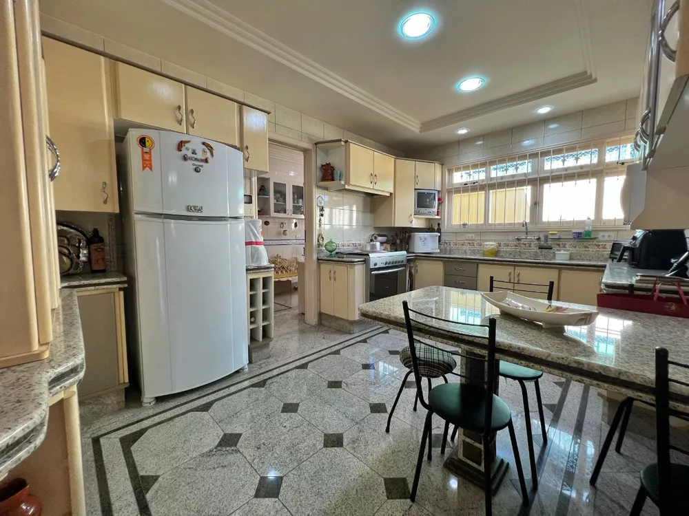 Casa, 5 quartos, 238 m² - Foto 23
