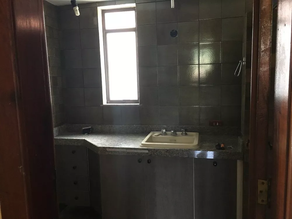 Casa de Condomínio à venda com 4 quartos, 530m² - Foto 11