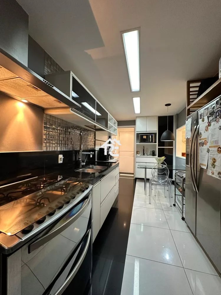 Cobertura, 4 quartos, 280 m² - Foto 1