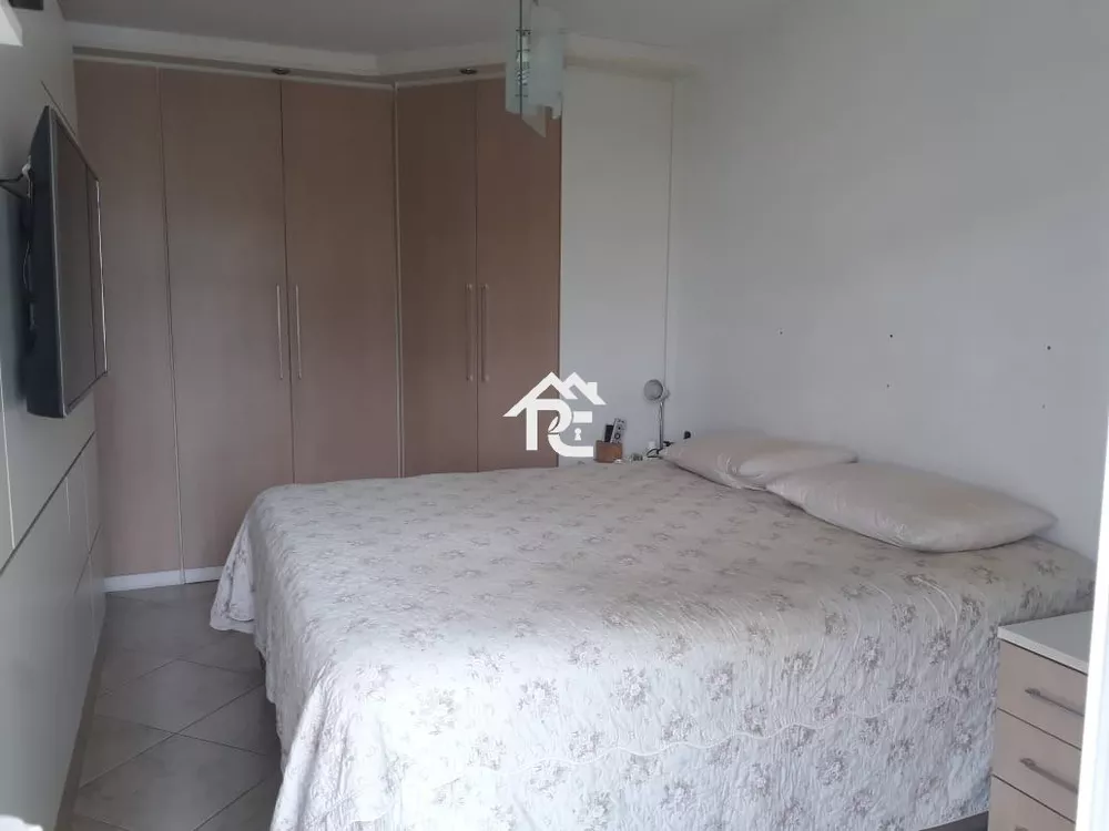 Apartamento à venda com 4 quartos, 150m² - Foto 9