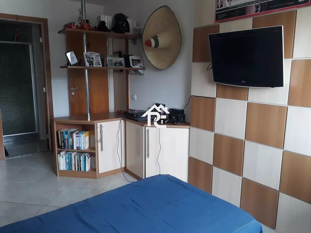 Apartamento à venda com 4 quartos, 150m² - Foto 4