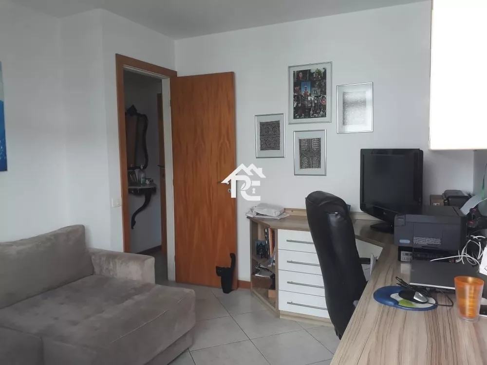 Apartamento à venda com 4 quartos, 150m² - Foto 7