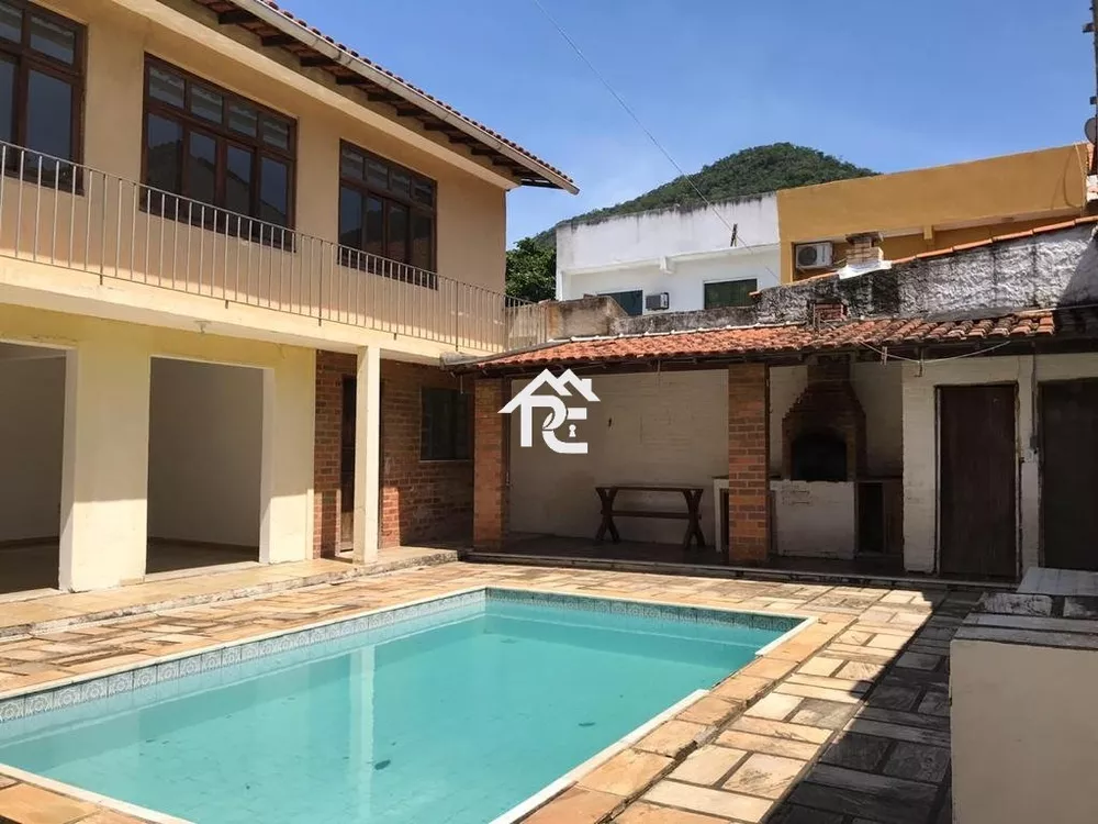 Casa, 8 quartos, 360 m² - Foto 1