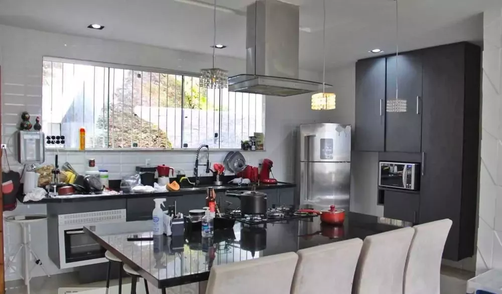 Casa, 4 quartos, 239 m² - Foto 9