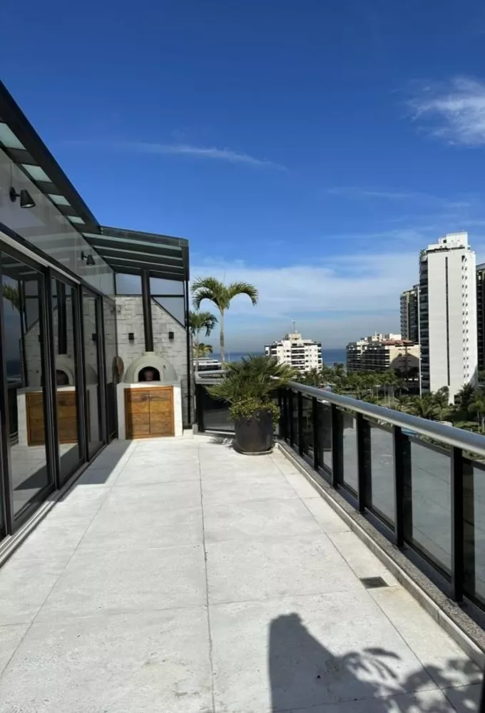 Cobertura à venda com 3 quartos, 268m² - Foto 1