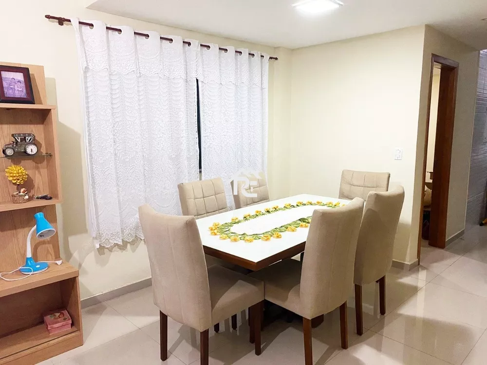 Casa, 4 quartos, 230 m² - Foto 2