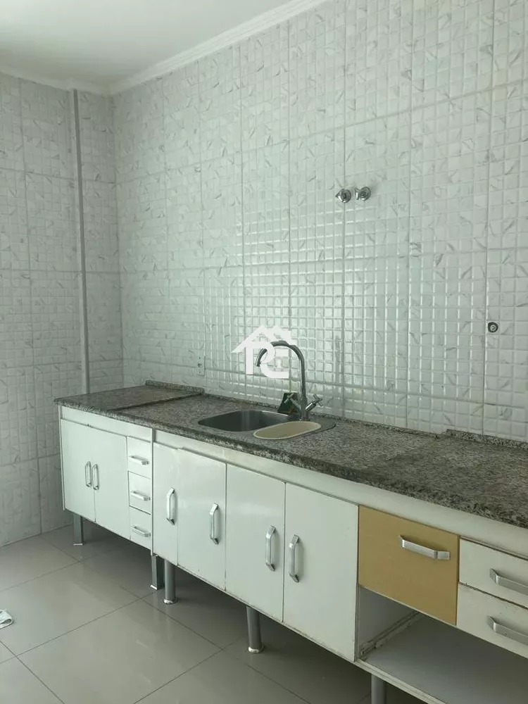 Casa, 4 quartos, 230 m² - Foto 13