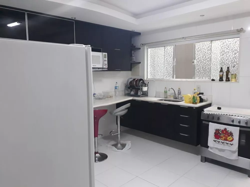Casa, 4 quartos, 250 m² - Foto 23
