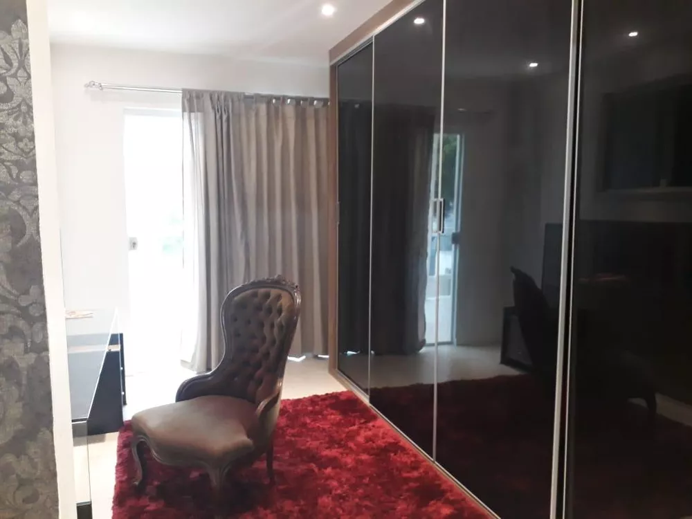 Casa, 4 quartos, 250 m² - Foto 16