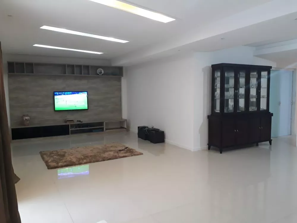 Casa, 4 quartos, 250 m² - Foto 7