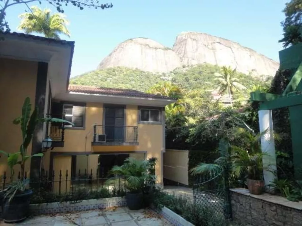 Casa, 5 quartos, 657 m² - Foto 1