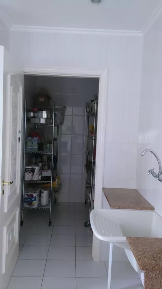 Casa de Condomínio à venda com 3 quartos, 380m² - Foto 46