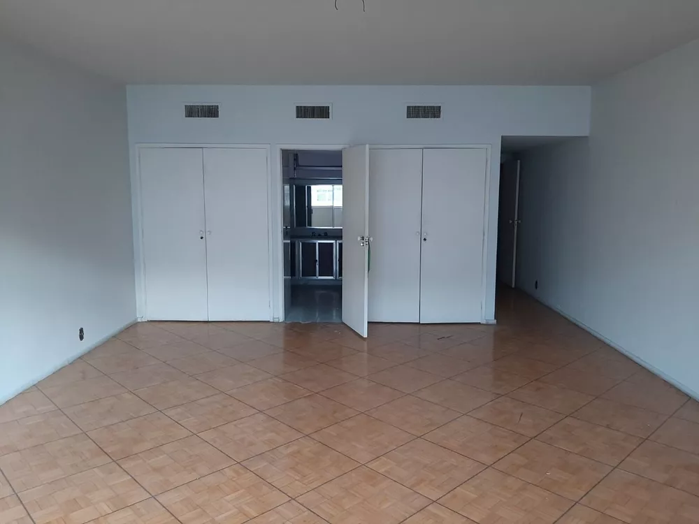 Apartamento à venda com 4 quartos, 372m² - Foto 1