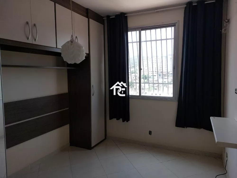 Apartamento à venda com 2 quartos, 80m² - Foto 4