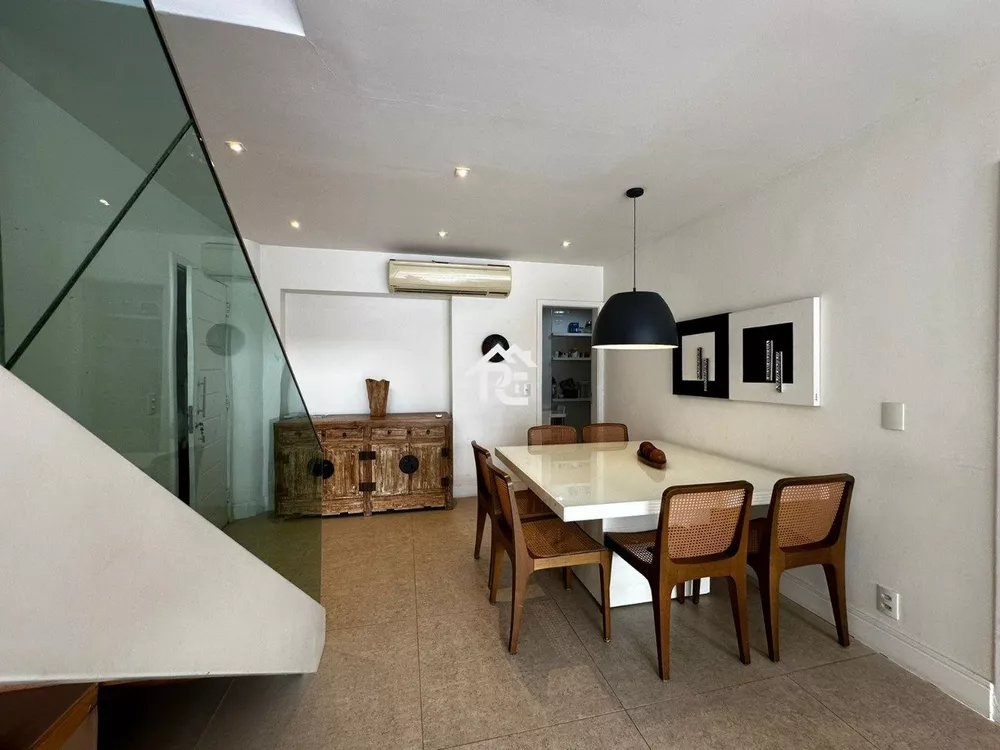 Cobertura, 3 quartos, 220 m² - Foto 4