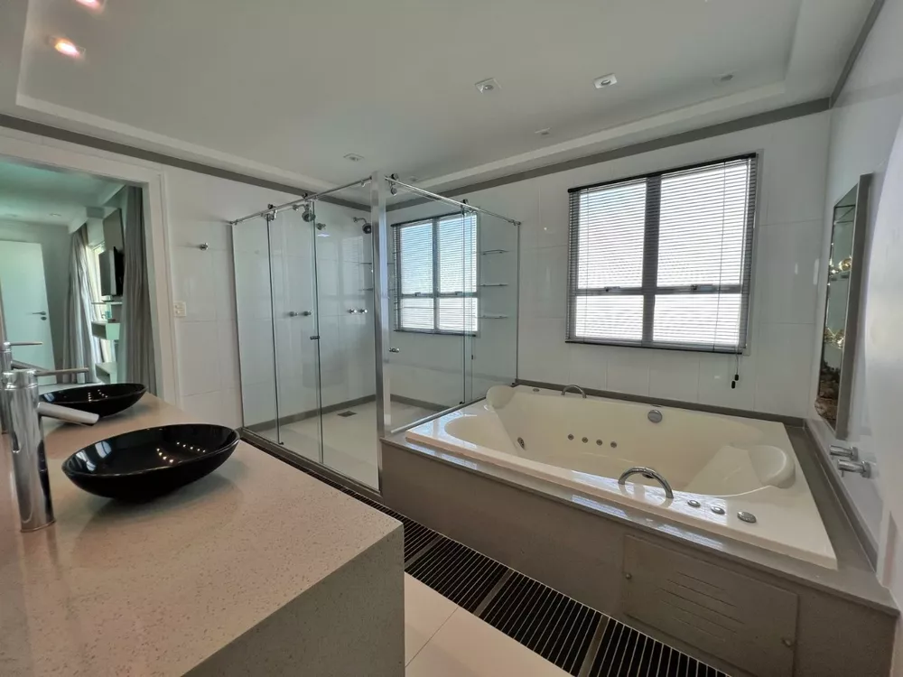 Casa, 5 quartos, 585 m² - Foto 9