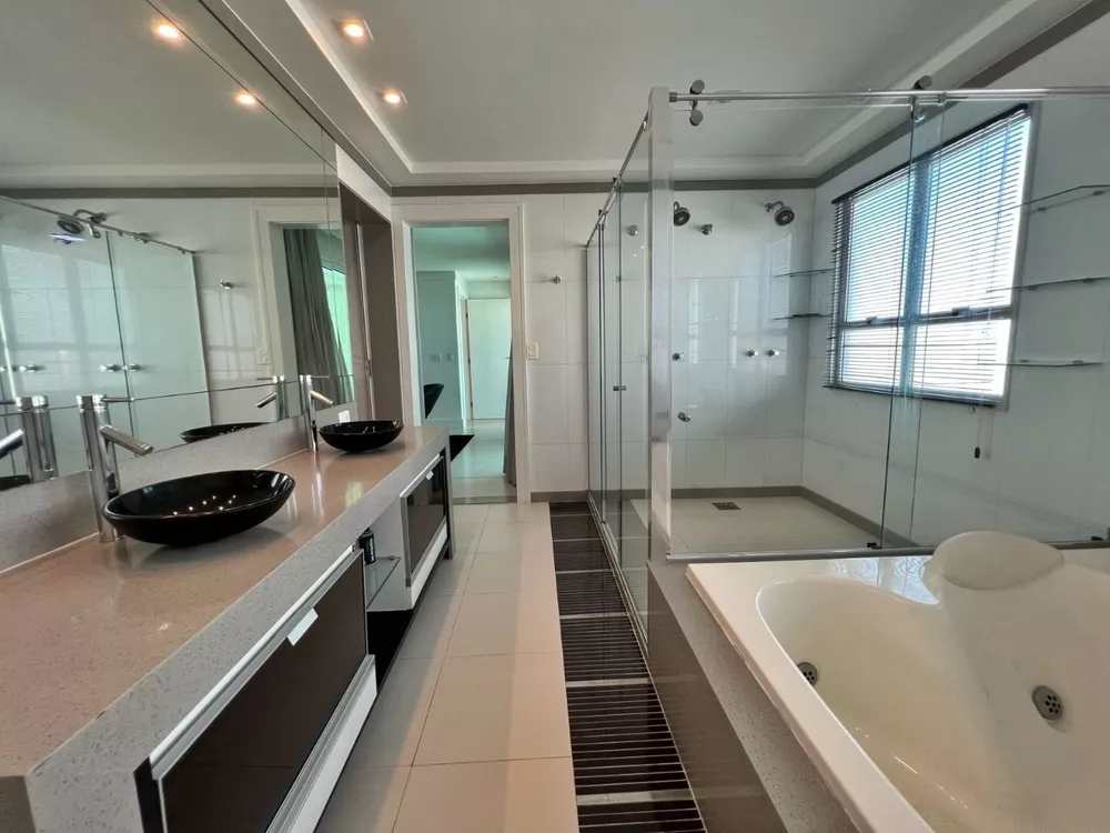 Casa, 5 quartos, 585 m² - Foto 22