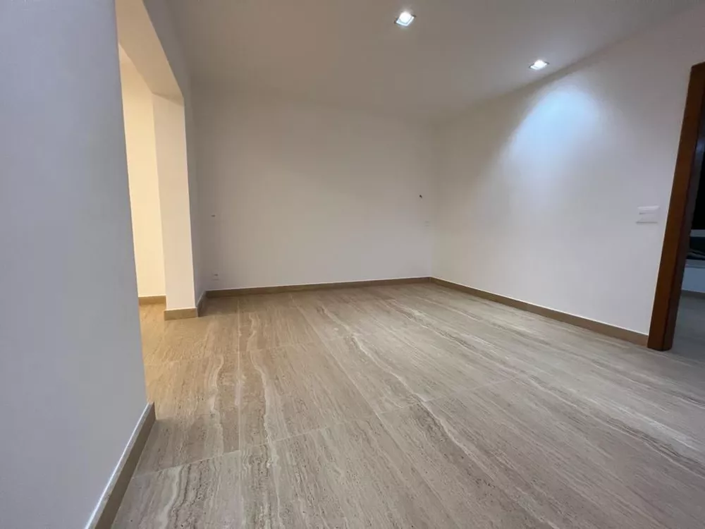 Apartamento, 3 quartos, 225 m² - Foto 1