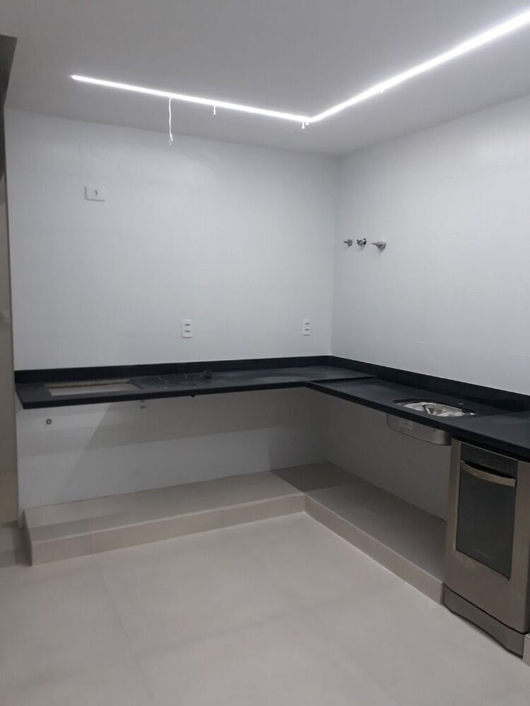 Apartamento à venda com 3 quartos, 122m² - Foto 7