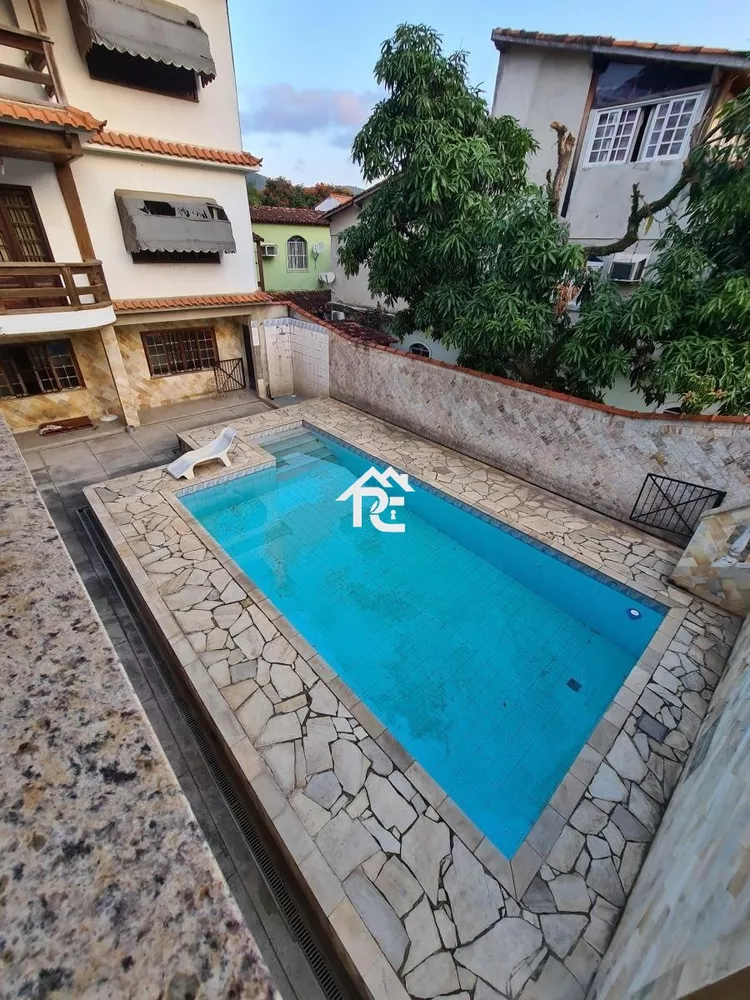 Casa, 6 quartos, 453 m² - Foto 1