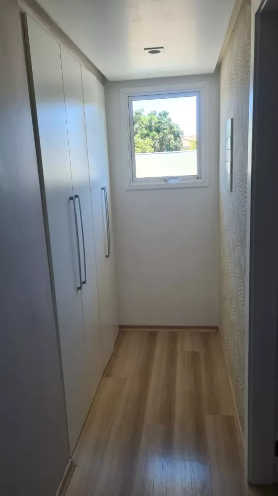 Casa à venda com 3 quartos, 242m² - Foto 10