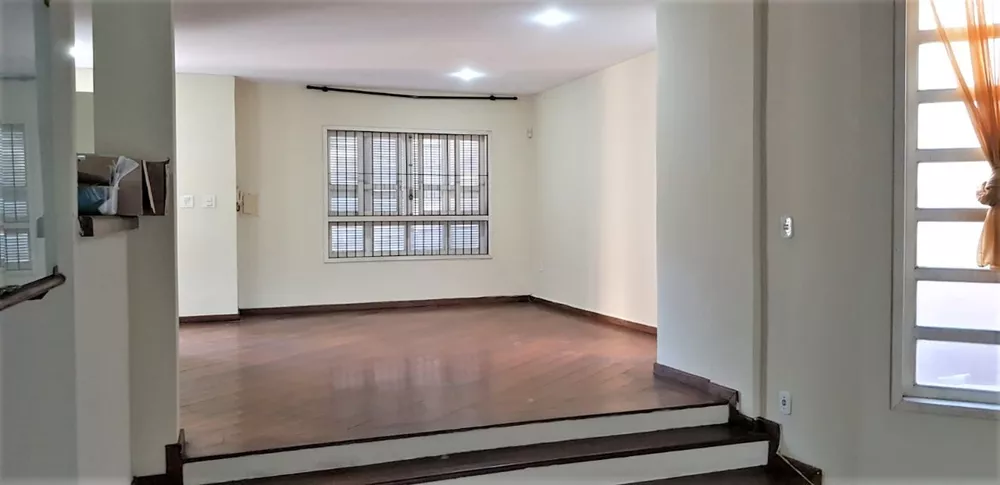 Casa, 4 quartos, 288 m² - Foto 30