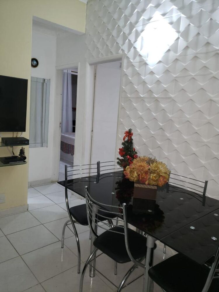 Apartamento à venda com 2 quartos, 80m² - Foto 2