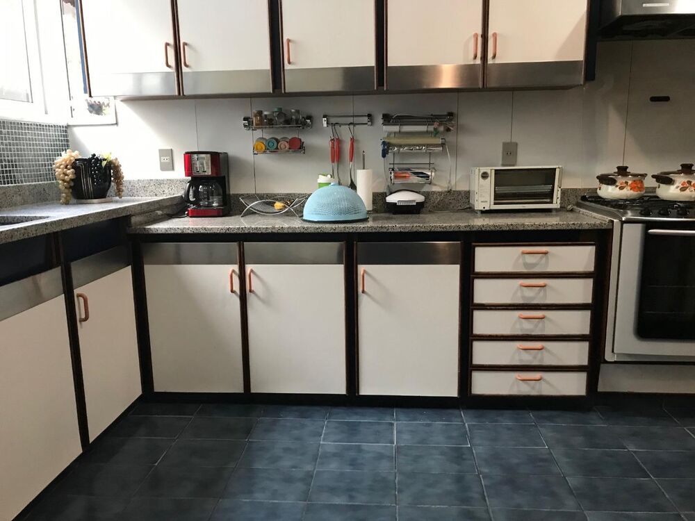 Casa de Condomínio à venda com 3 quartos, 300m² - Foto 4