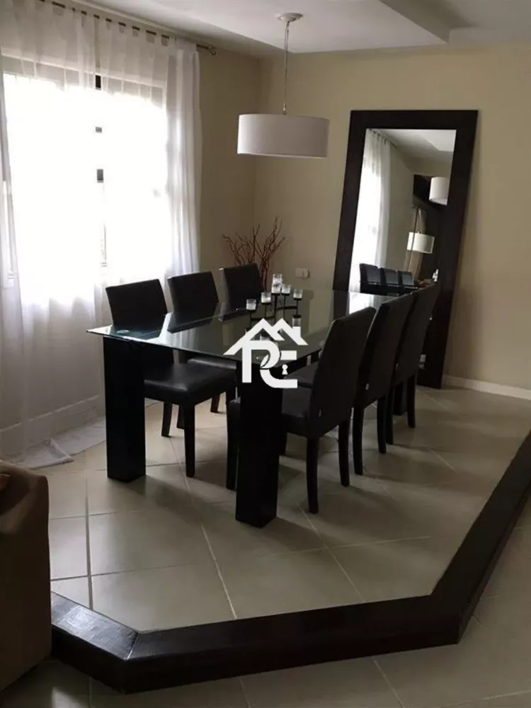 Casa, 2 quartos, 220 m² - Foto 2