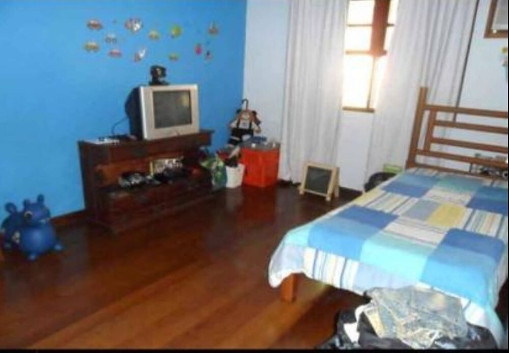 Casa de Condomínio à venda com 4 quartos, 220m² - Foto 6