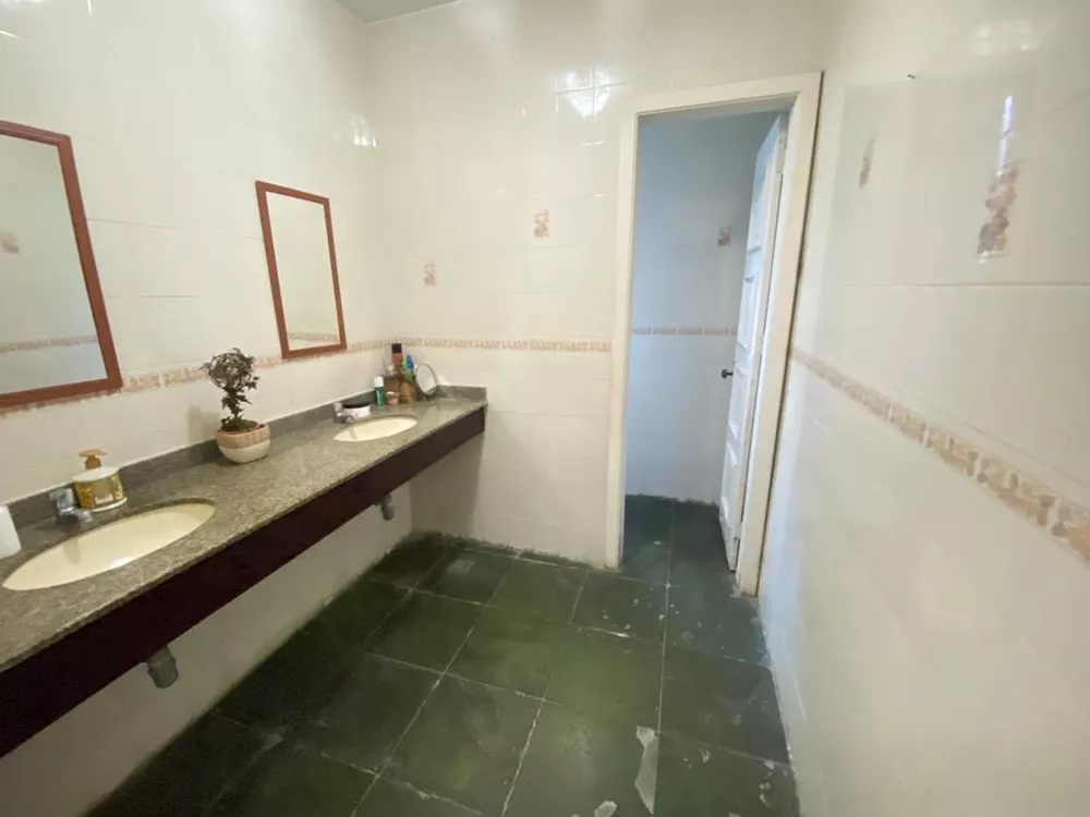 Casa, 4 quartos, 300 m² - Foto 30