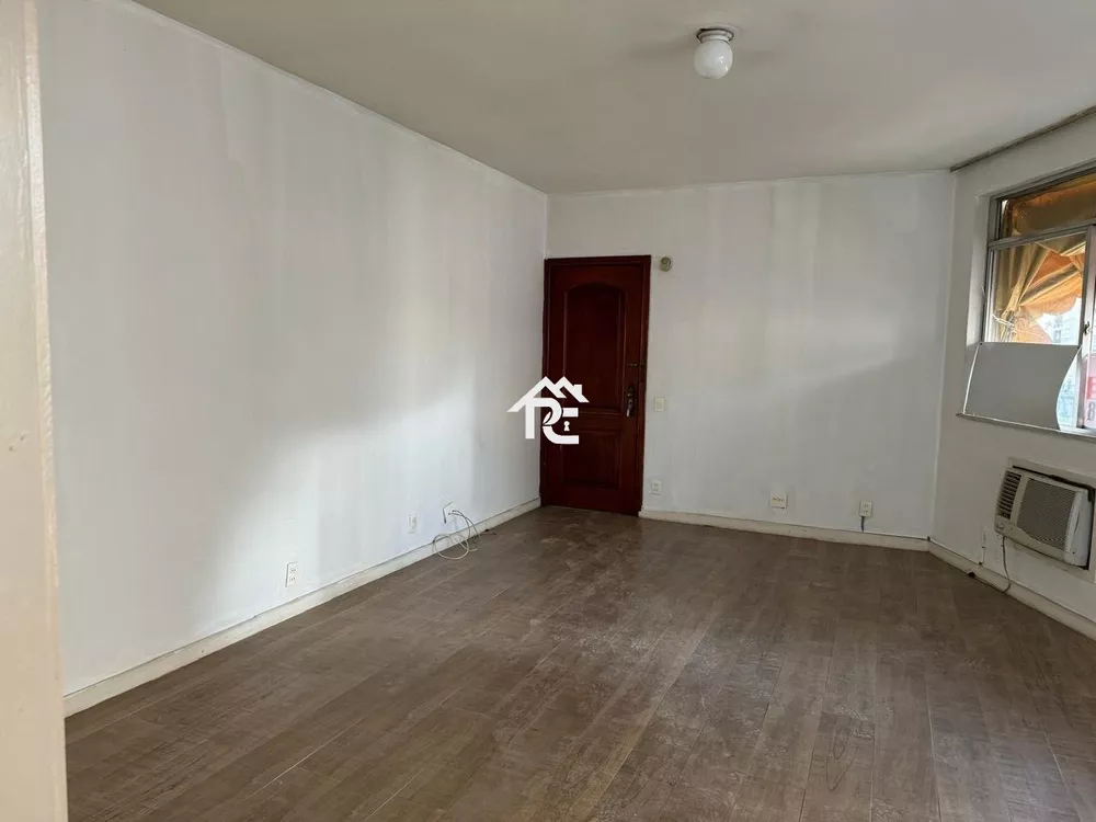 Apartamento à venda com 2 quartos, 82m² - Foto 2