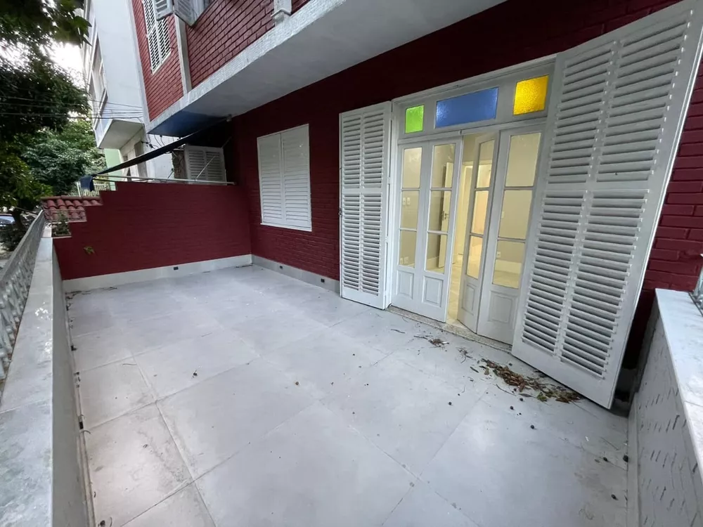 Apartamento à venda com 2 quartos, 78m² - Foto 2