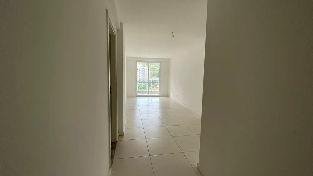 Apartamento à venda com 3 quartos, 84m² - Foto 3