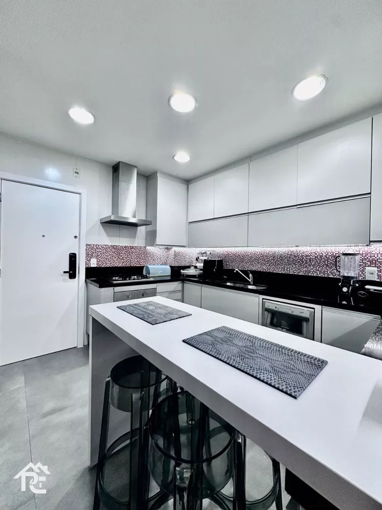 Apartamento, 3 quartos, 196 m² - Foto 14