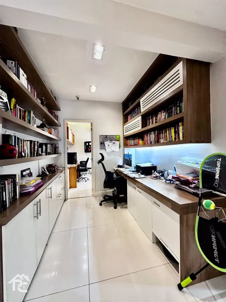 Apartamento, 3 quartos, 196 m² - Foto 12