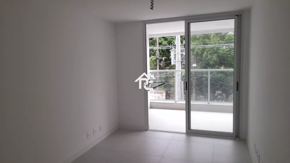 Apartamento à venda com 2 quartos, 90m² - Foto 4