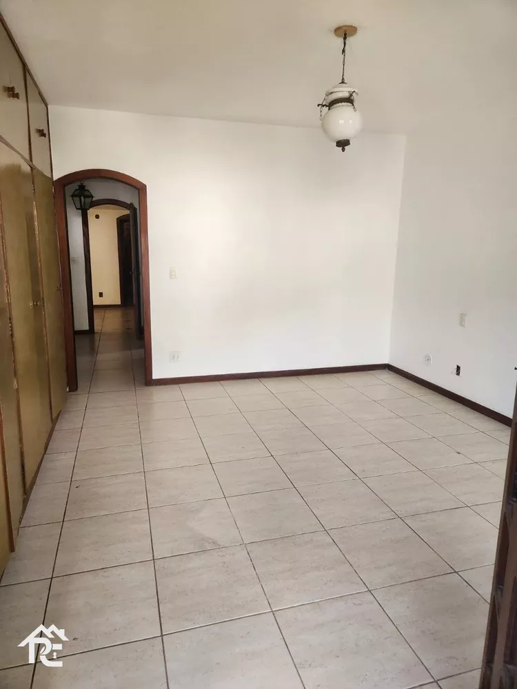 Casa, 4 quartos, 250 m² - Foto 12