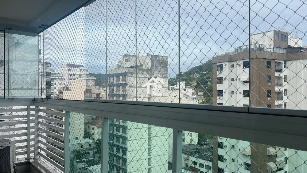 Apartamento à venda com 2 quartos, 66m² - Foto 1