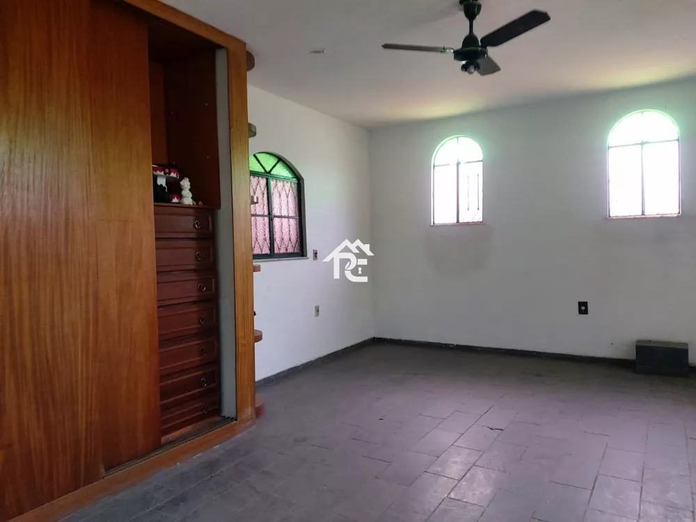 Casa, 5 quartos, 260 m² - Foto 11
