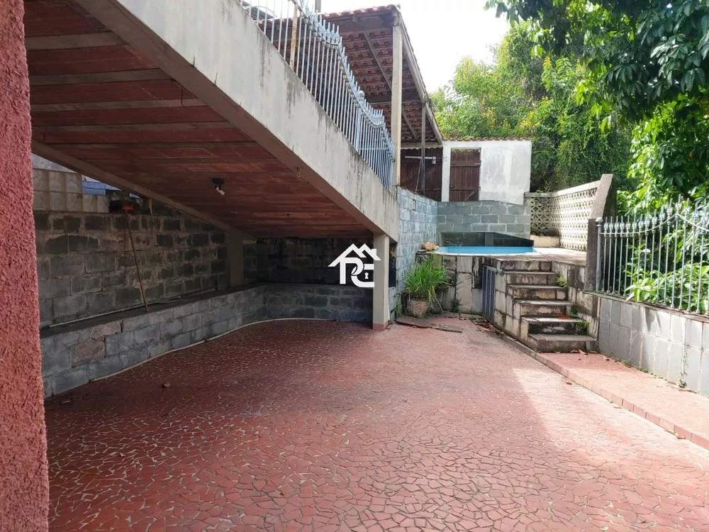 Casa, 5 quartos, 260 m² - Foto 3
