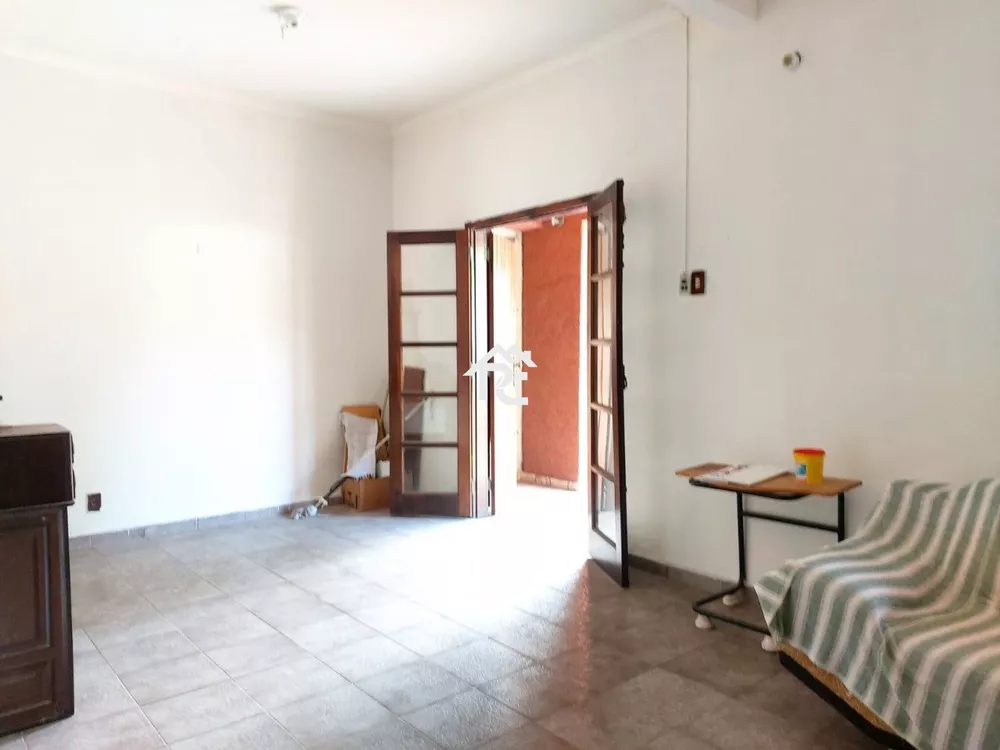 Casa, 5 quartos, 260 m² - Foto 16