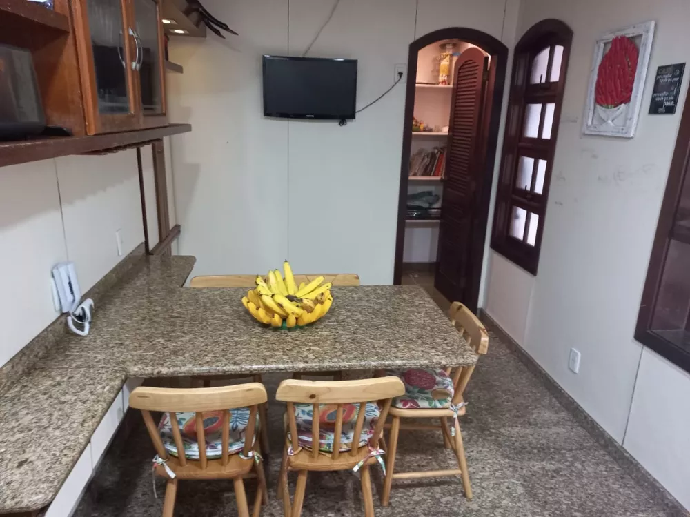 Casa de Condomínio à venda com 5 quartos, 294m² - Foto 17