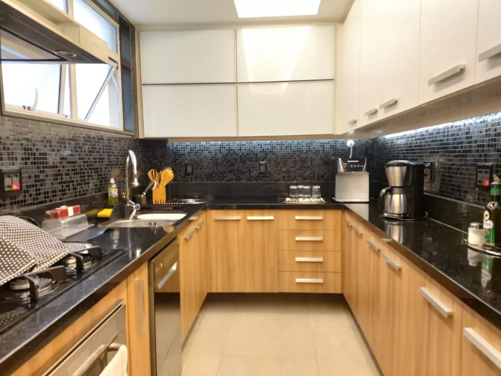 Apartamento, 4 quartos, 220 m² - Foto 38