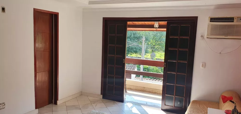 Casa, 4 quartos, 240 m² - Foto 12