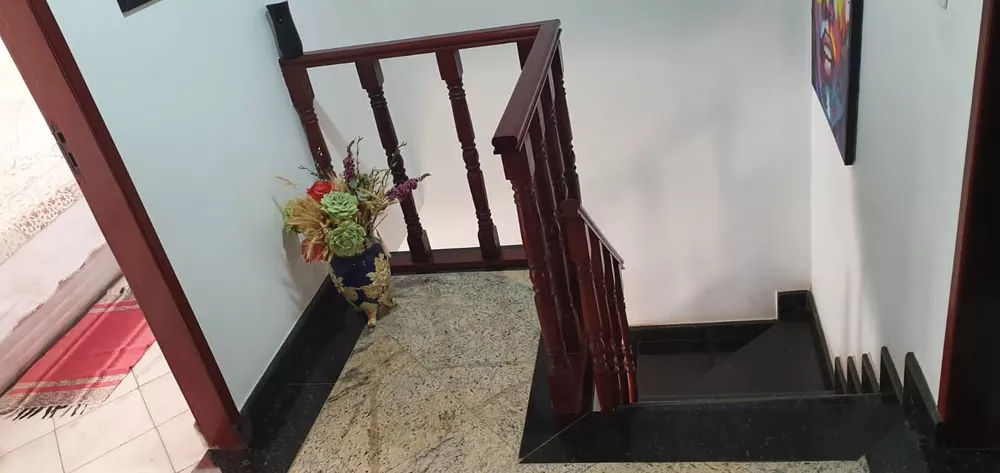 Casa, 4 quartos, 240 m² - Foto 10