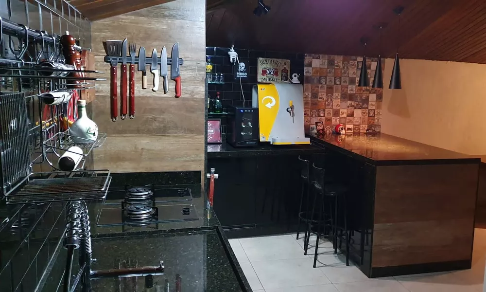 Casa, 4 quartos, 240 m² - Foto 28