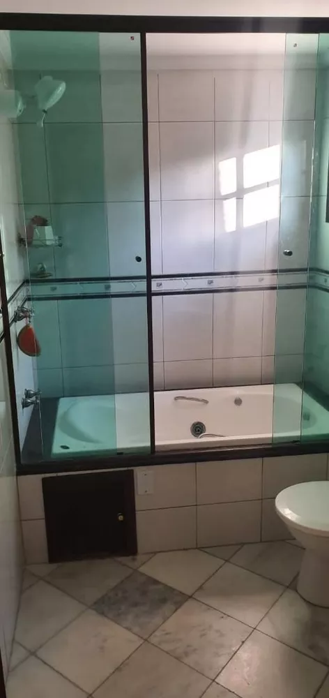 Casa, 4 quartos, 240 m² - Foto 14